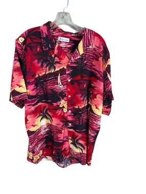 Vibrant Red Tropical Hawaiian Short-Sleeve Shirt